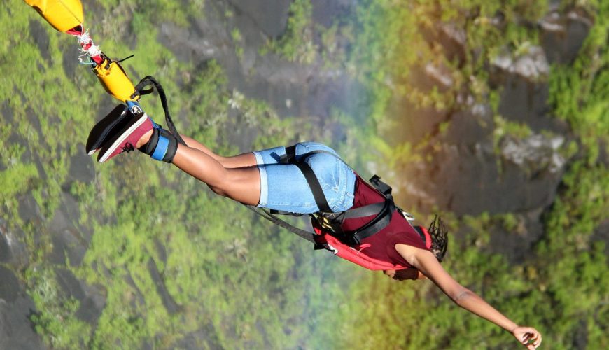Extreme Bungee Jumping in the Andes